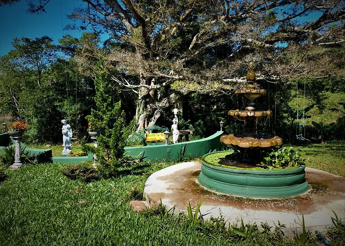 Recanto Da Paz - Aos Pes Do Morro Da Borussia